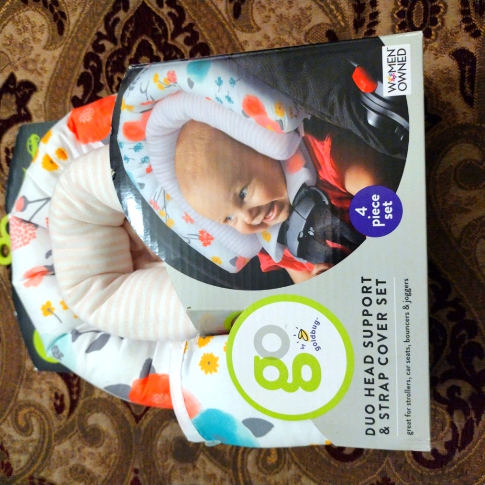 Go By Goldbug Duo Head Support & Strap Cover Set 4 Piece Set.